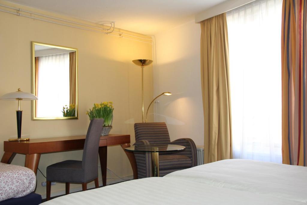 Hotel Alfa Амстердам Экстерьер фото